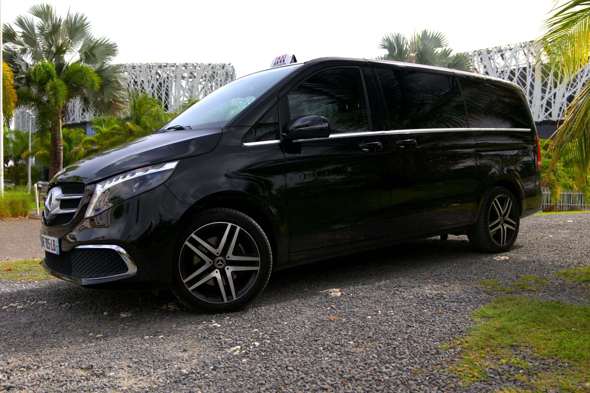 Mercedes Classe V noir TH Transport en Guadeloupe